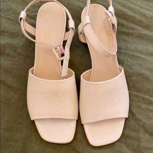 Everlane Cream Leather Block Heel Sandals